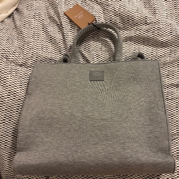 Telfar x UGG bag - Picture 2 of 4